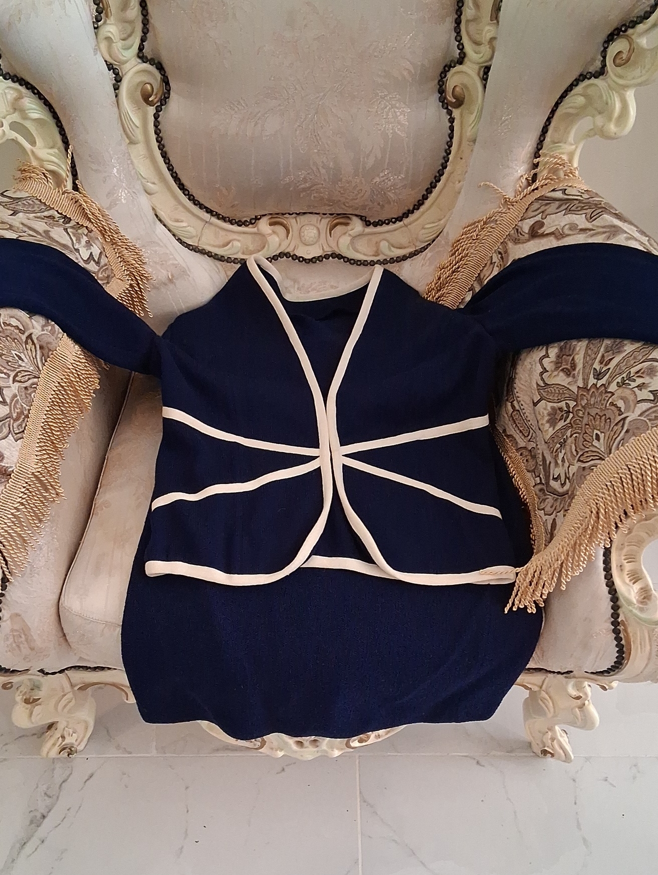 St. John Navy Knit Top With Cream Label Detail